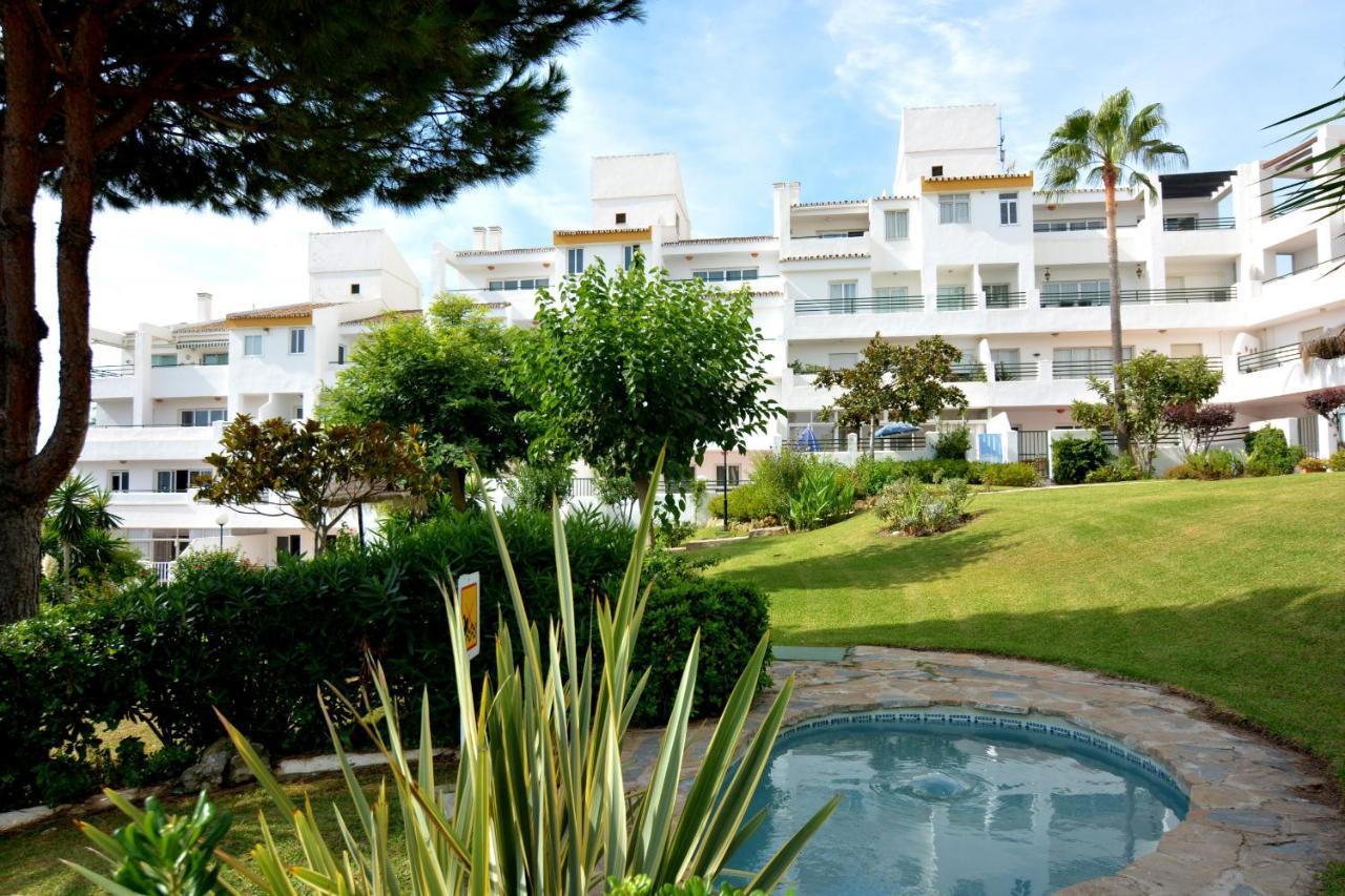 Playa & Beach Apartments Mijas Costa & Fuengirola By Alfresco Stays El Faro ภายนอก รูปภาพ