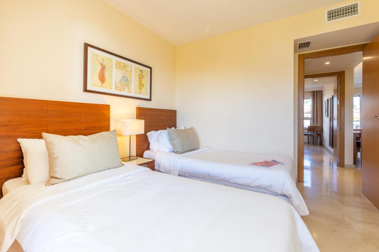 Playa & Beach Apartments Mijas Costa & Fuengirola By Alfresco Stays El Faro ภายนอก รูปภาพ